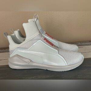 NWOT Puma Women’s Fierce Varsity Training Shoe - Size 9